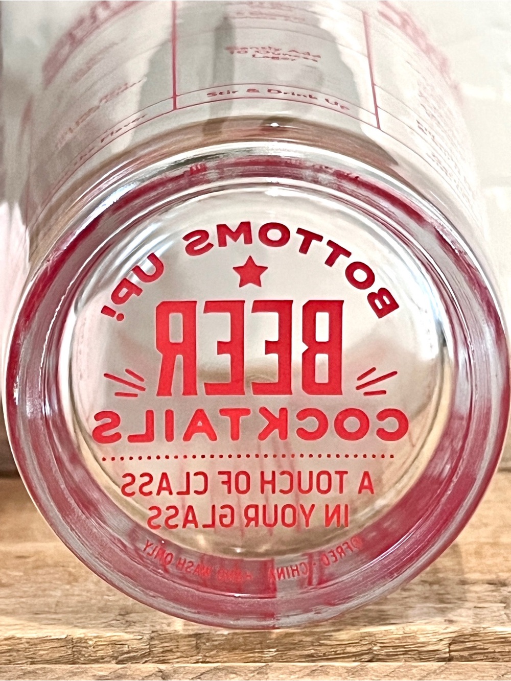 Fred & Friends Good Measure Beer Cocktail Recipe Pint Glass - Picture 5 of 5
